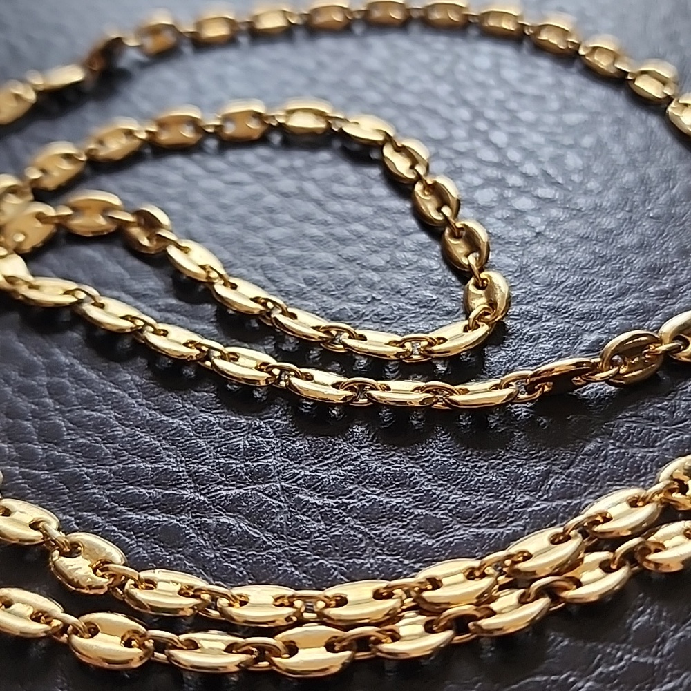 Gold Tone Women's Chain Necklace - Elegant Link Design - Picture 4 of 9